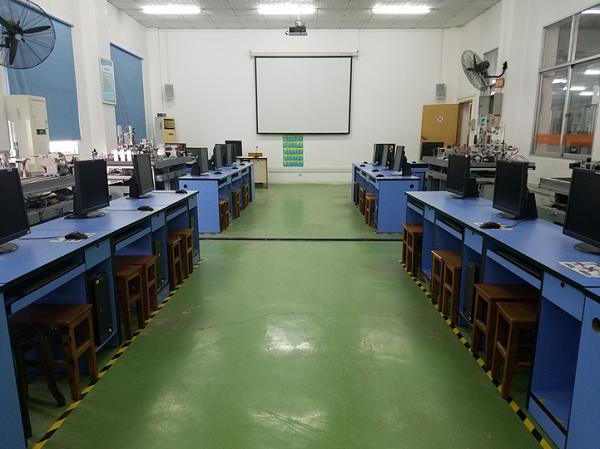 新學期新面貌 電子信息工程學院實驗室5S管理初見成效